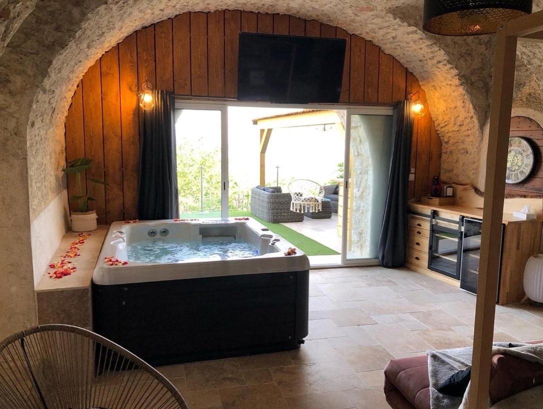 Le Manoir: Chambre D'Hote De Charme Avec Jacuzzi Privatif La Roquette-sur-Var Exterior foto