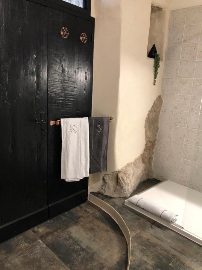 Le Manoir: Chambre D'Hote De Charme Avec Jacuzzi Privatif La Roquette-sur-Var Exterior foto